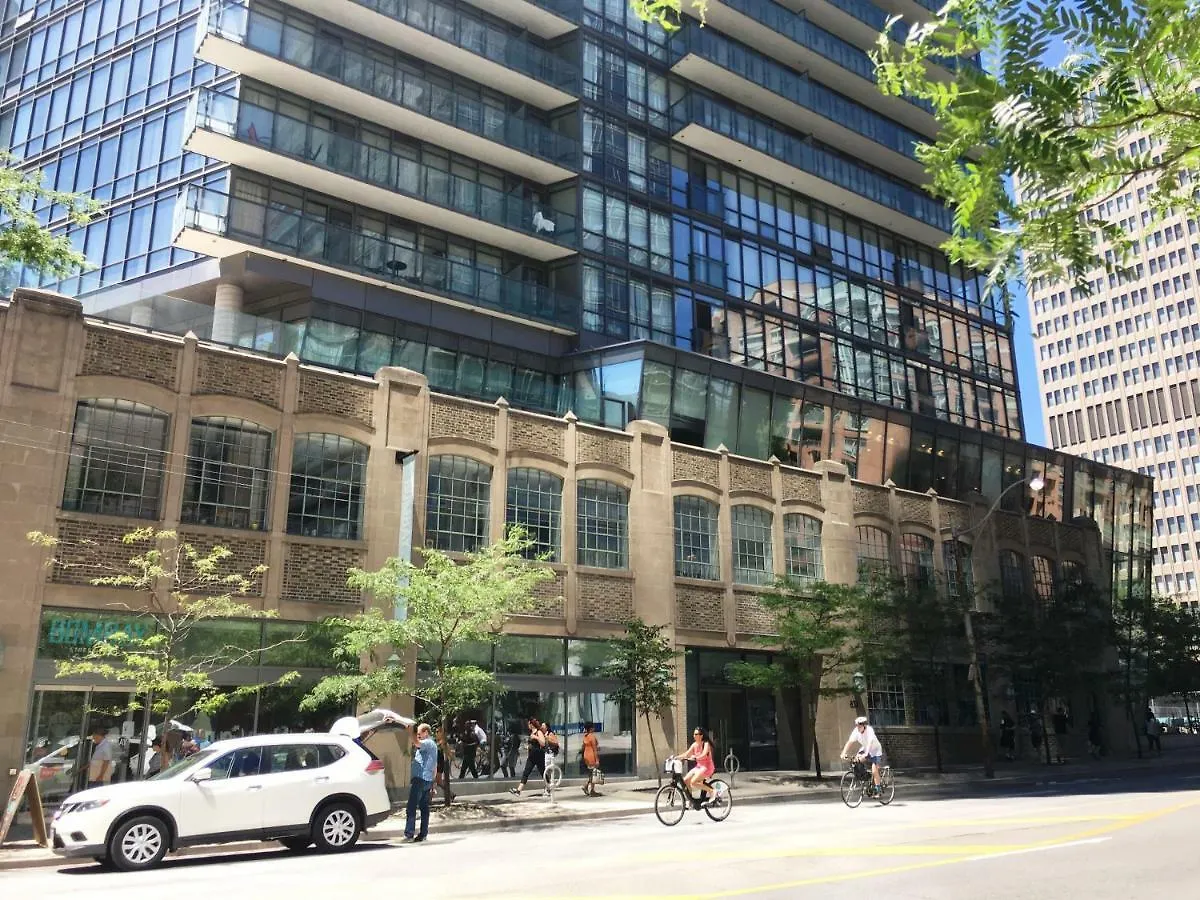 Altitude Suites Bay Street - Holiday Bonus - Free Parking Toronto