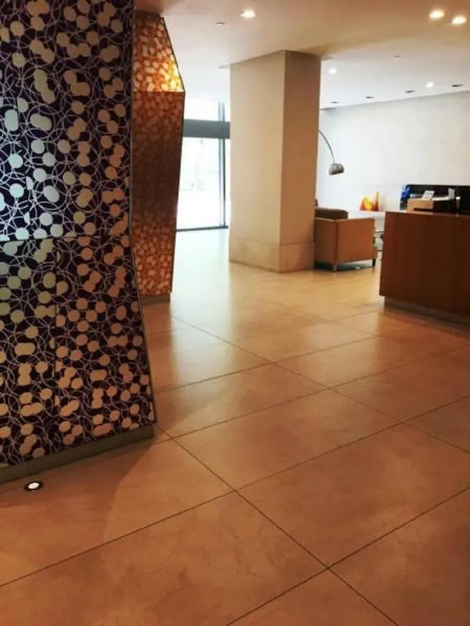 Altitude Suites Bay Street - Holiday Bonus - Free Parking Toronto