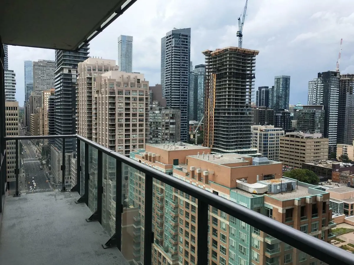Aparthotel Altitude Suites Bay Street - Holiday Bonus - Free Parking Toronto